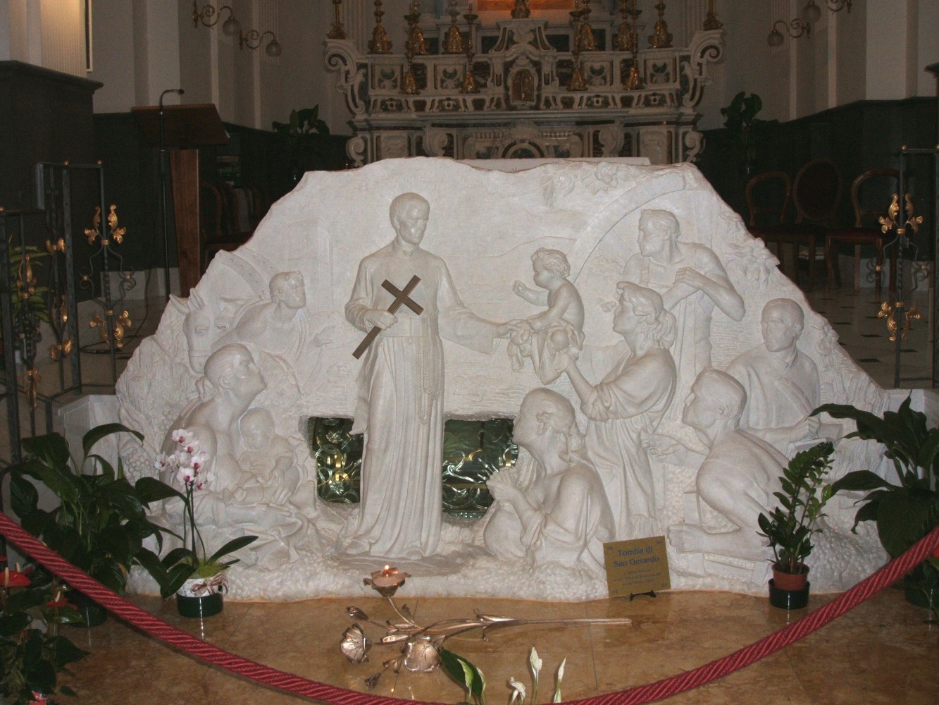 Gerhards Grab, in der Kirche des Santuario in Materdomini
