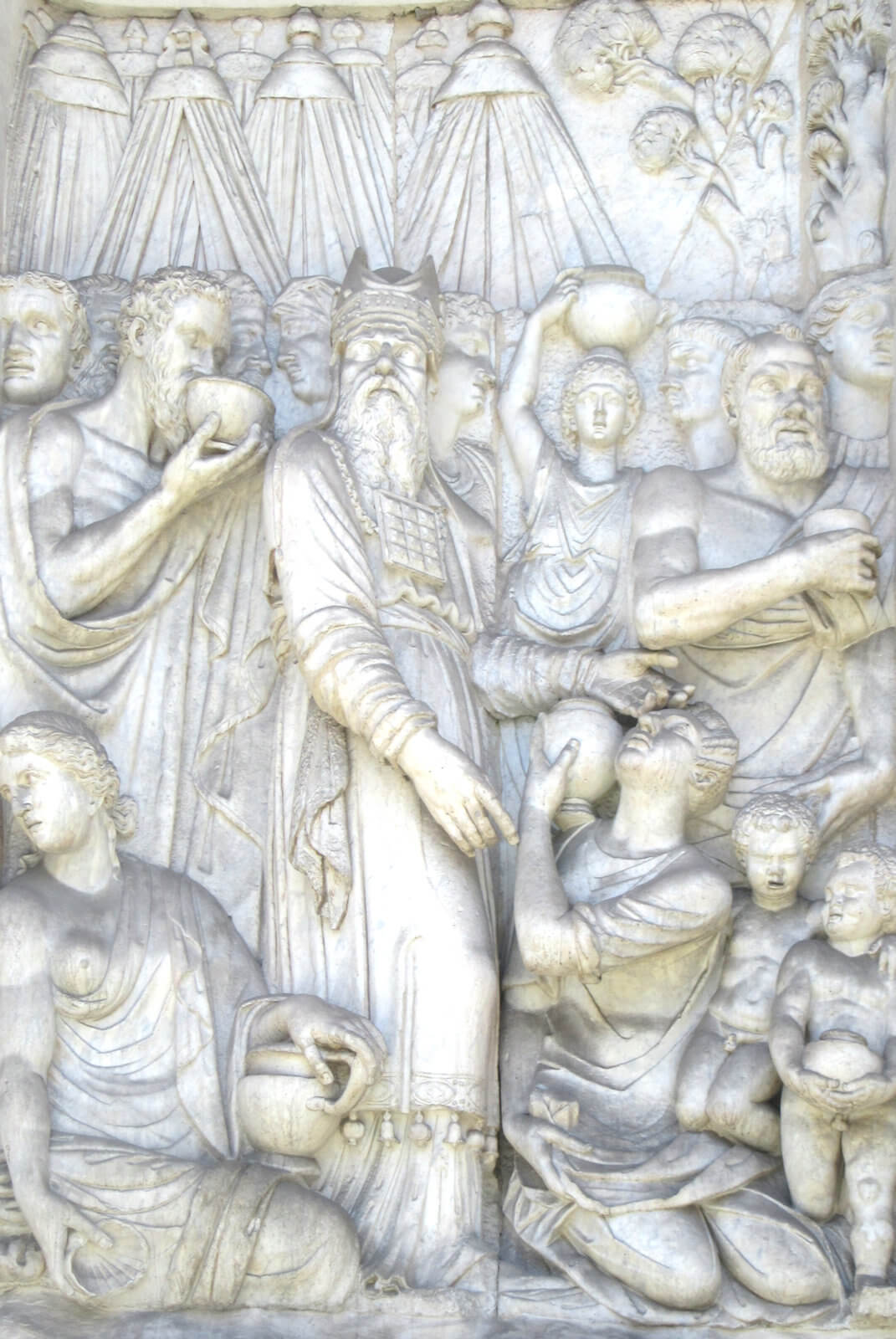 Giacomo delle Porta: Aaron führt die dürstenden Israeliten zur Quelle, 1587, Relief an der Fontana dell'Arco Felice in Rom