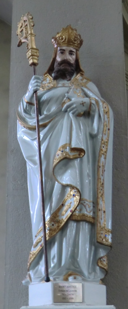Statue in der Kirche in Chatte