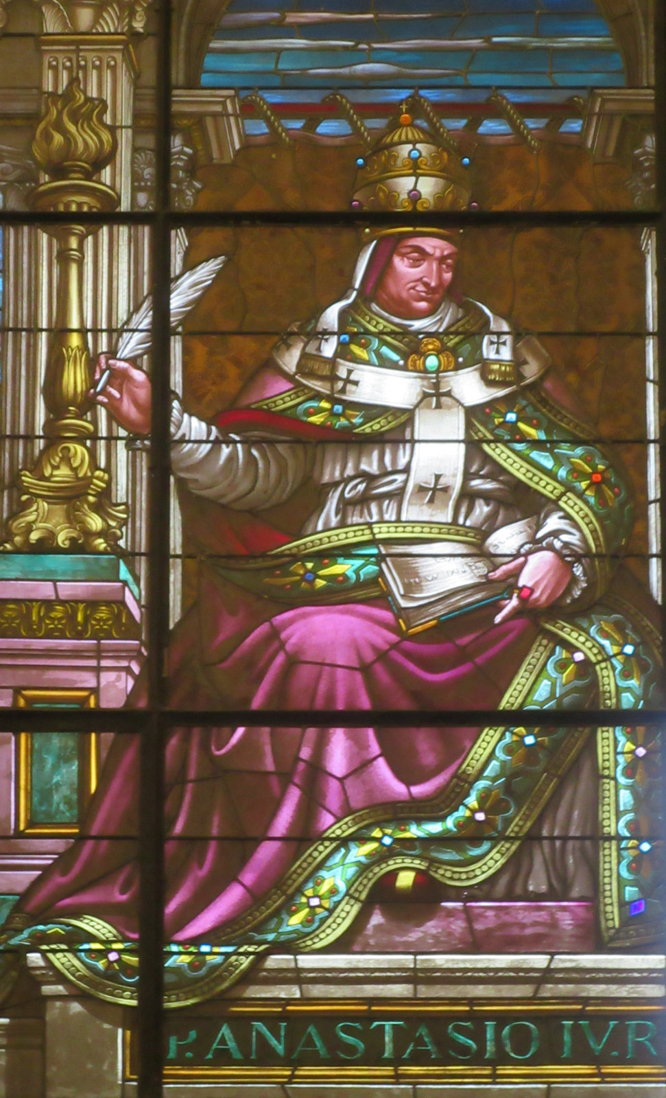 Glasfenster in der Kirche San Paolo alle Tre Fontane