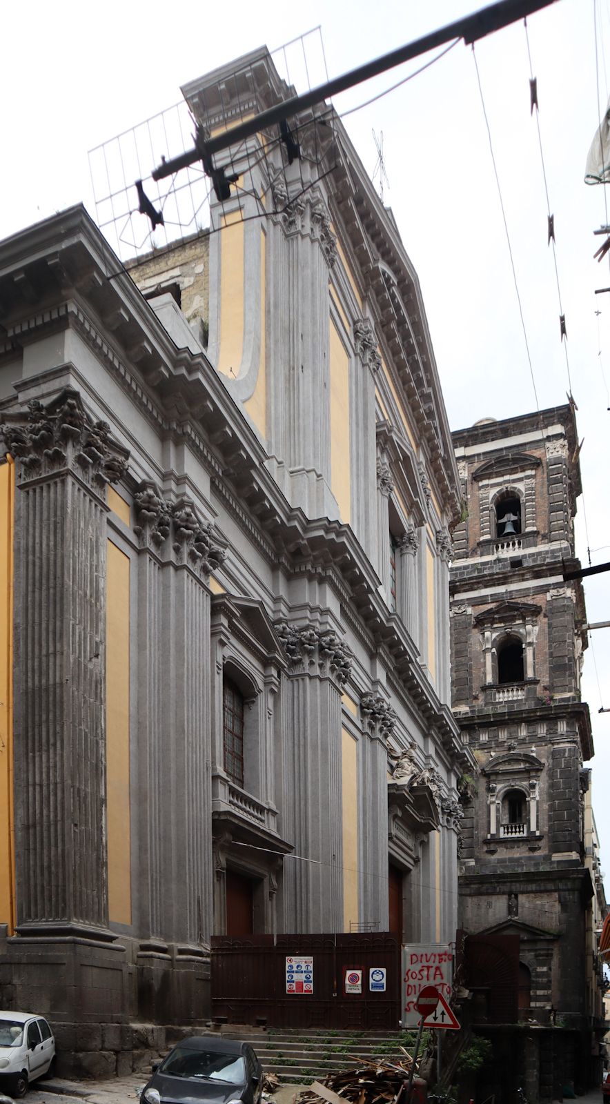 Kirche Sant'Agostino alla Zecca in Neapel