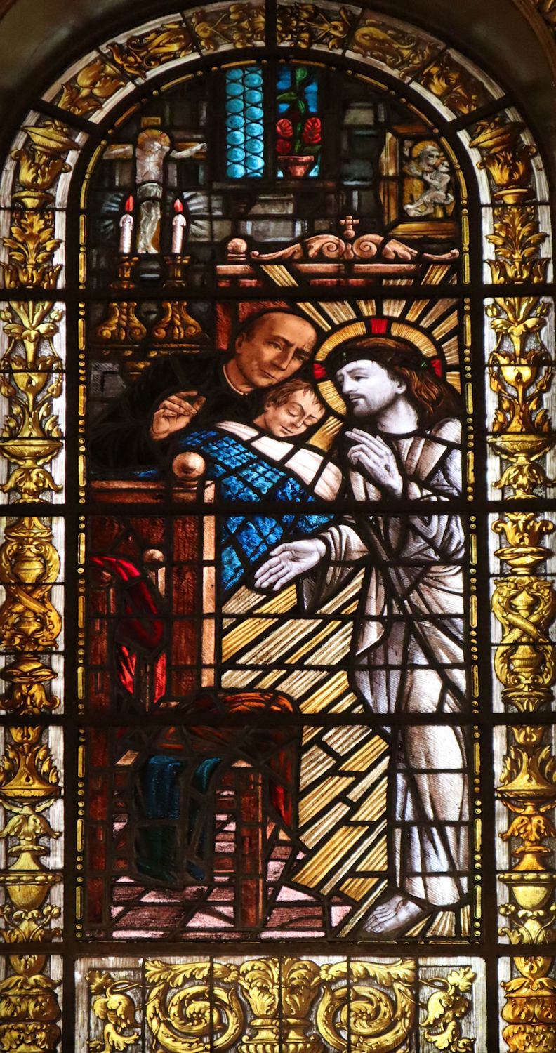 Glasfenster im Sanktuarium Sant'Antonio