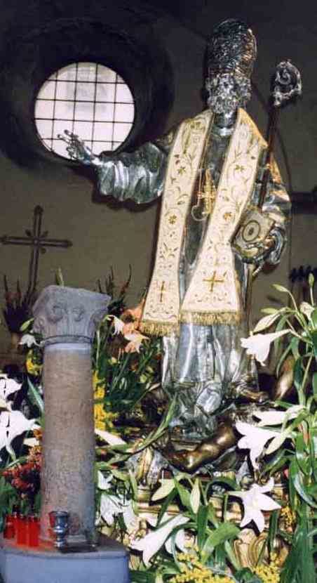 Statue aus Silber in der Kirche San Antonino in Sorrent