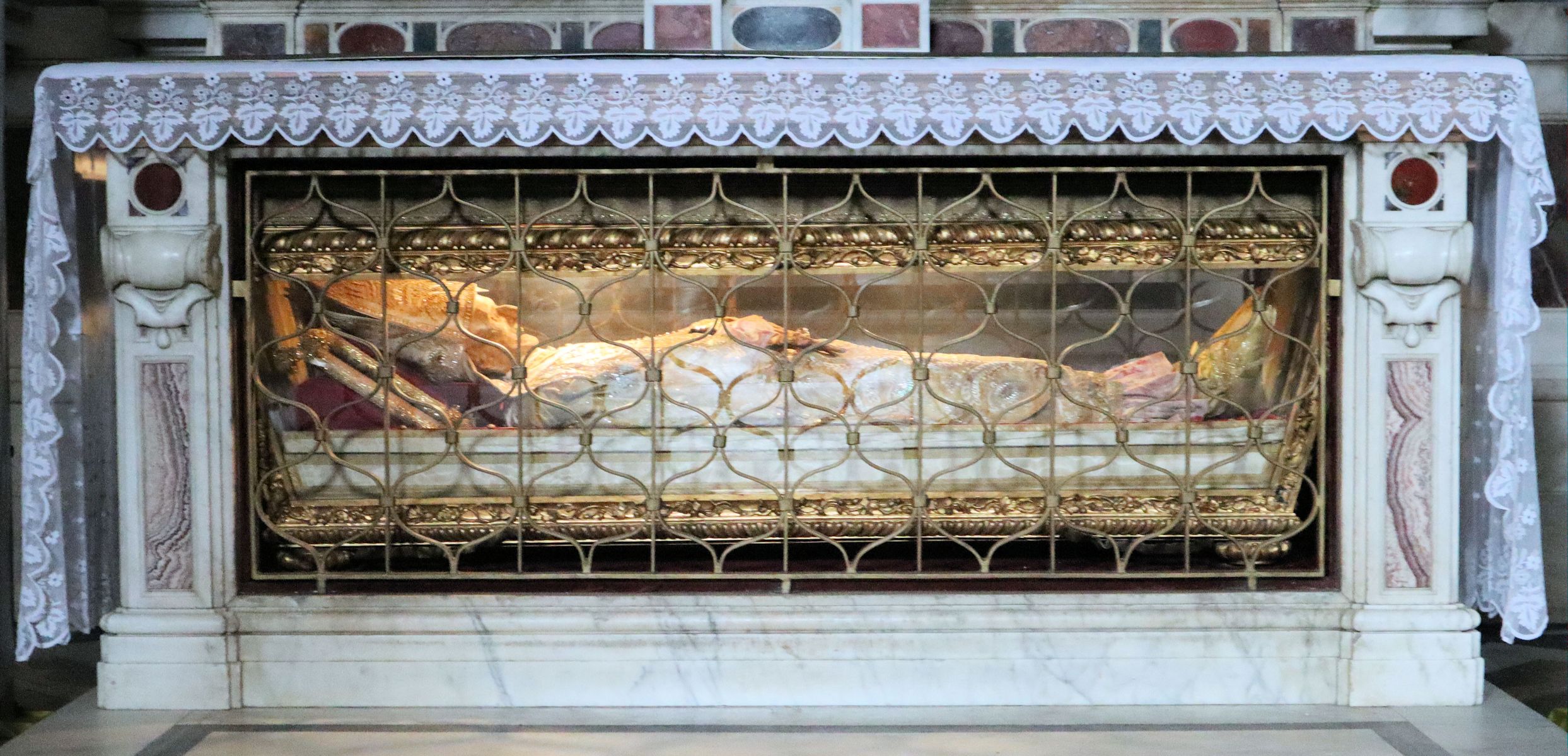 Antonius' Grab in der Kirche San Marco in Florenz