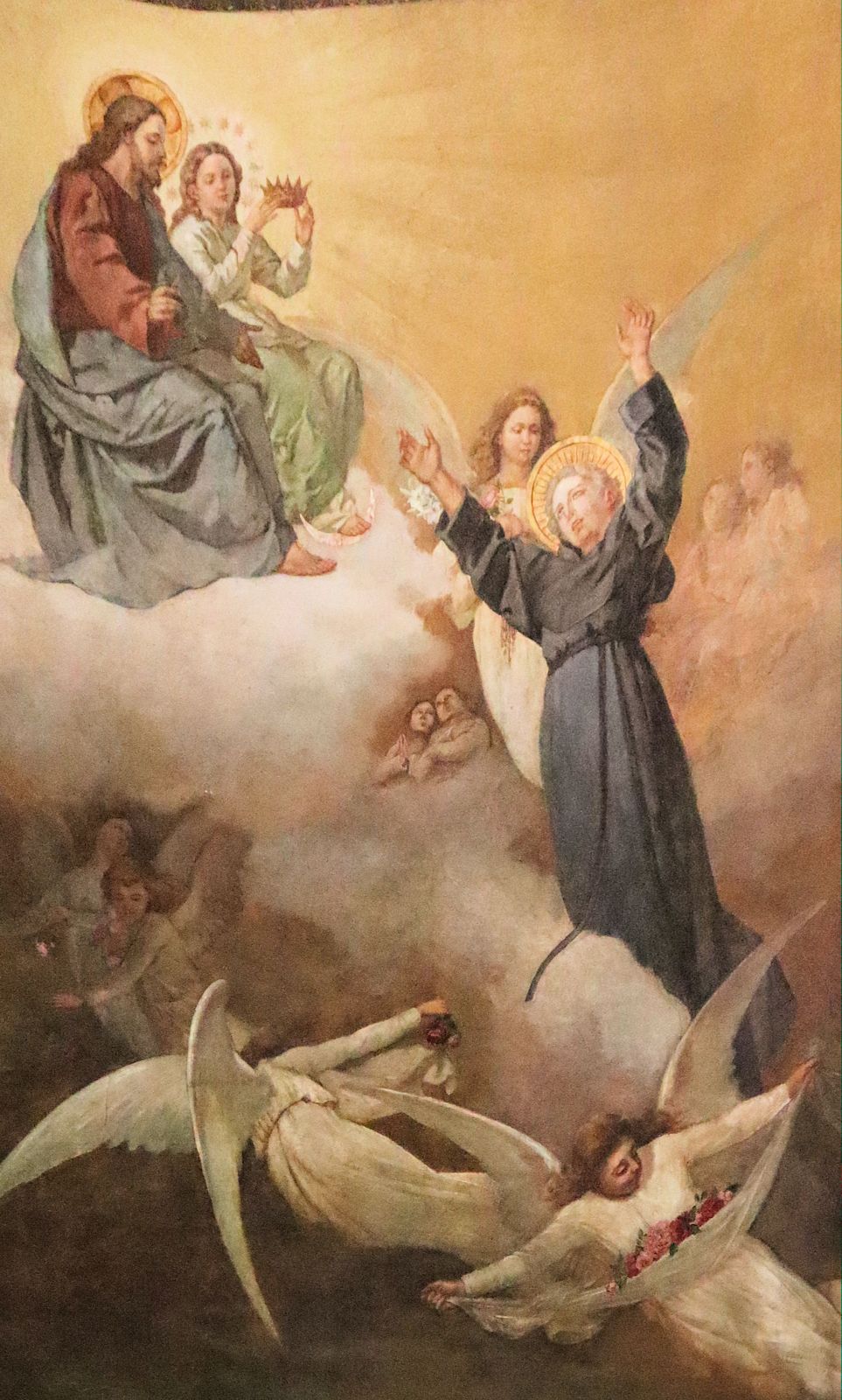 Antonius' Aufnahme in den Himmel, wobei für ihn die Krone bereit gehalten wird, Bild in der Kirche Sant'Agostino in Amandola