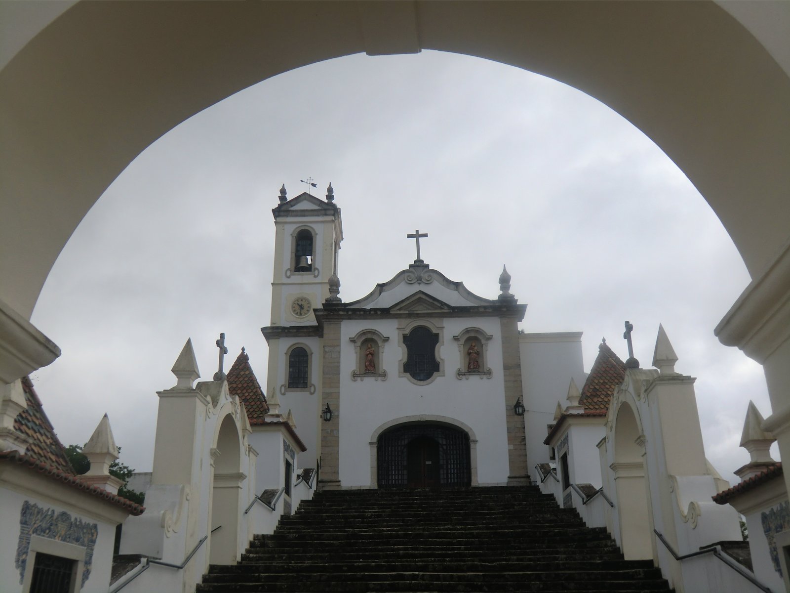 Kirche des ehemaligen Klosters Santo António dos Olivares in Coimbra