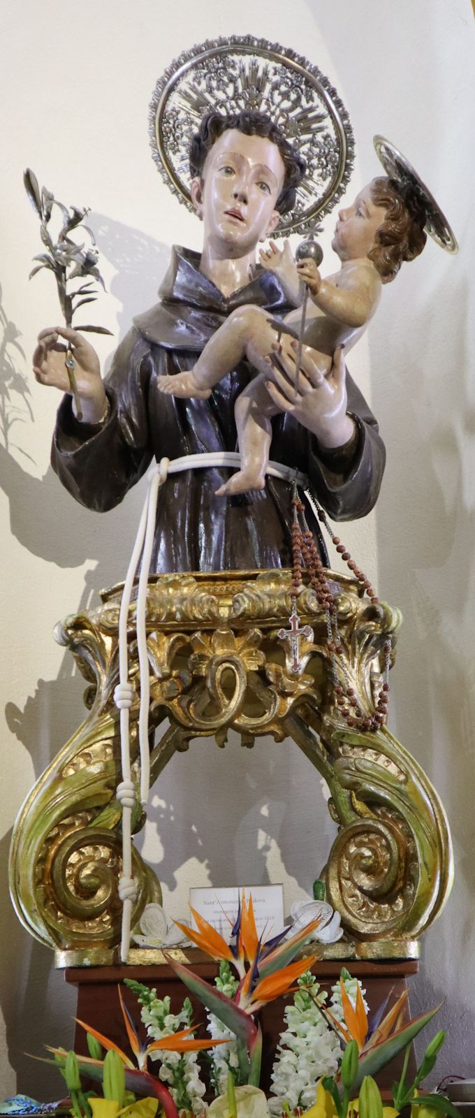 Statue im Kloster der Franziskaner in Polla