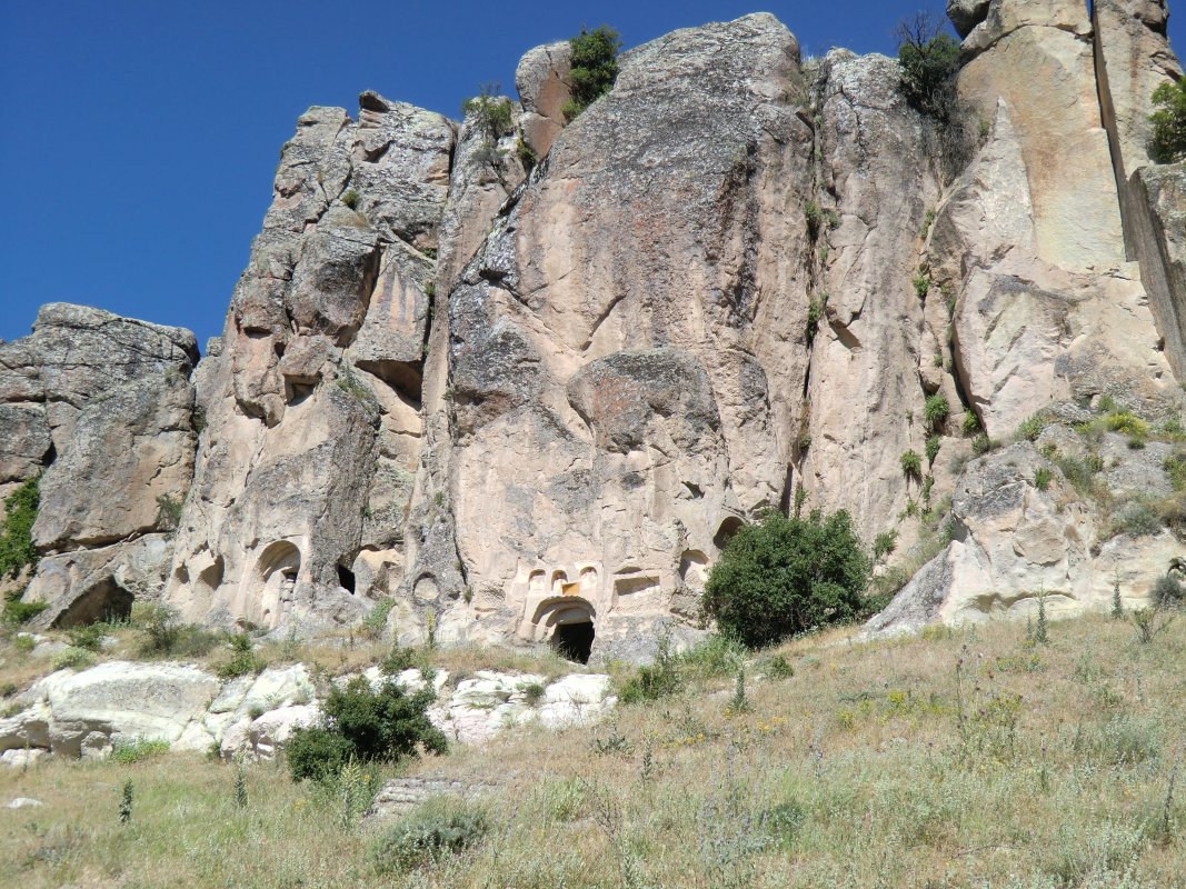 Das 4,5 km lange „Klostertal” bei Güzelyurt mit fast 50 Kirchen und Klöstern
