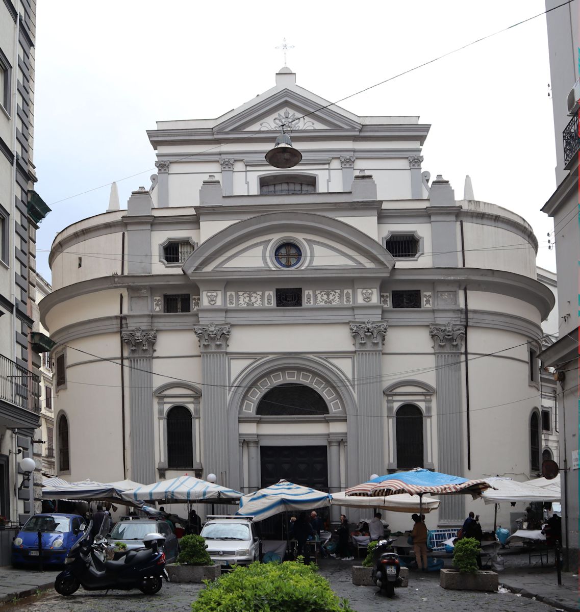 Kirche San Pietro ad Aram in Neapel