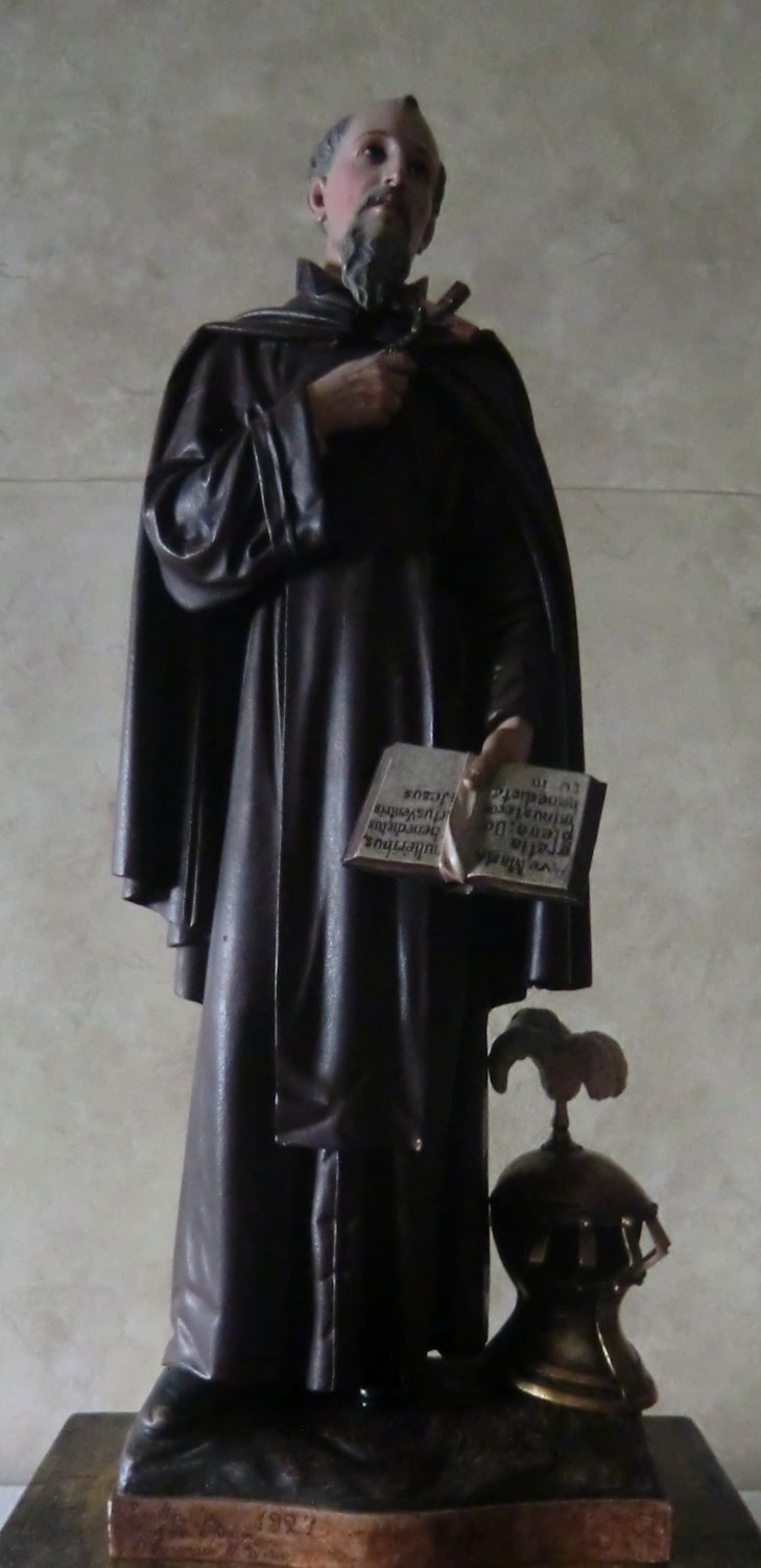 Statue in der Basilika dos Mártires in Lissabon