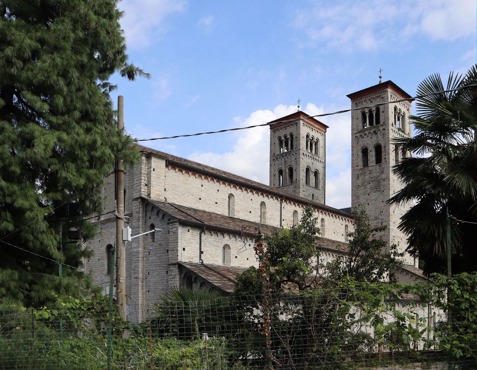 Kirche Sant'Abbondio</a> in Como