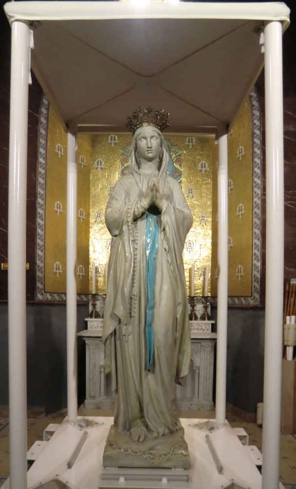 Kopie der Marienstatue aus der Gotte, in der Rosenkranz-Basilika