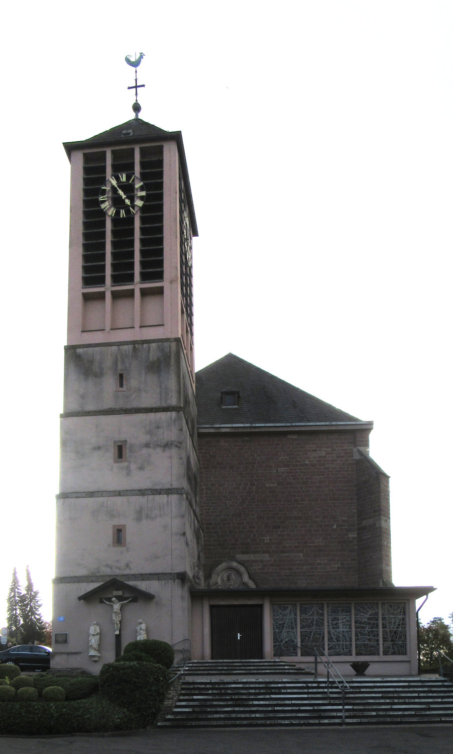 Pfarrkirche in Düppenweiler mit angebauter Blandina-Kapelle