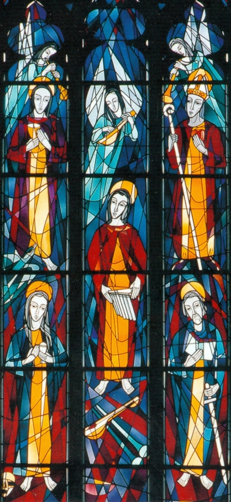 Ernst Tesar: Glasfenster: Cäcilia mit Johannes (oben links), Maria Magdalena (unten links), Augustinus von Hippo (oben rechts) und Paulus (unten rechts), 1955, in der Kirche St. Martin in Freiburg