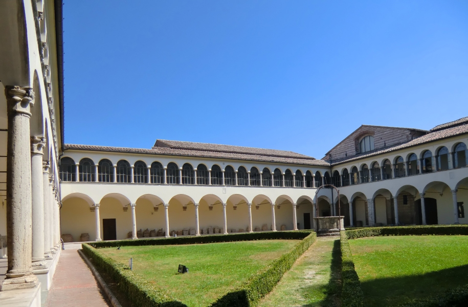 ehemaliges Dominikanerkloster, heute archäologisches Museum in Perugia