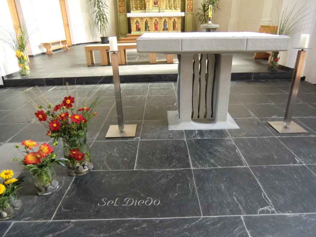 Diedos Grab in der Kirche in Andelsbuch