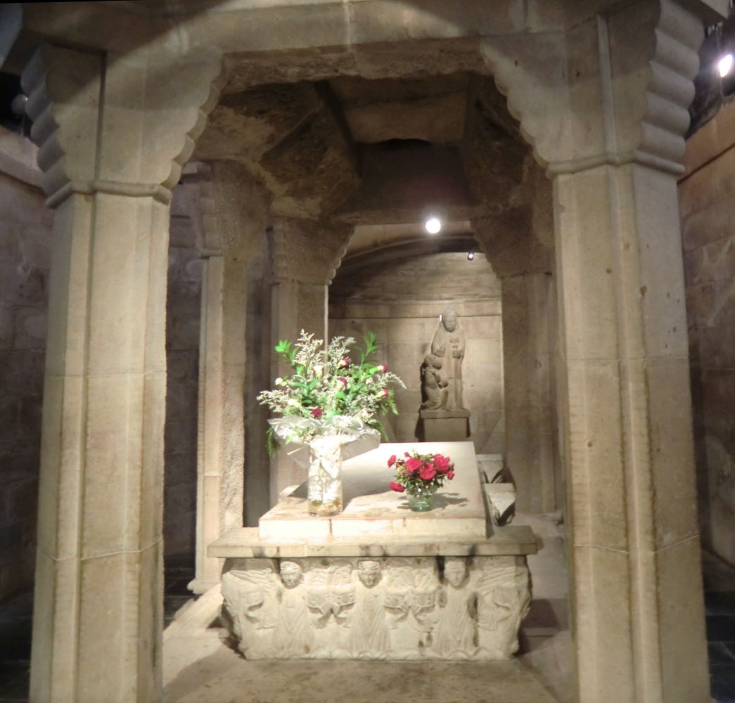 Krypta mit Dominikus' Grab in der Kathedrale in Santo Domingo de la Calzada