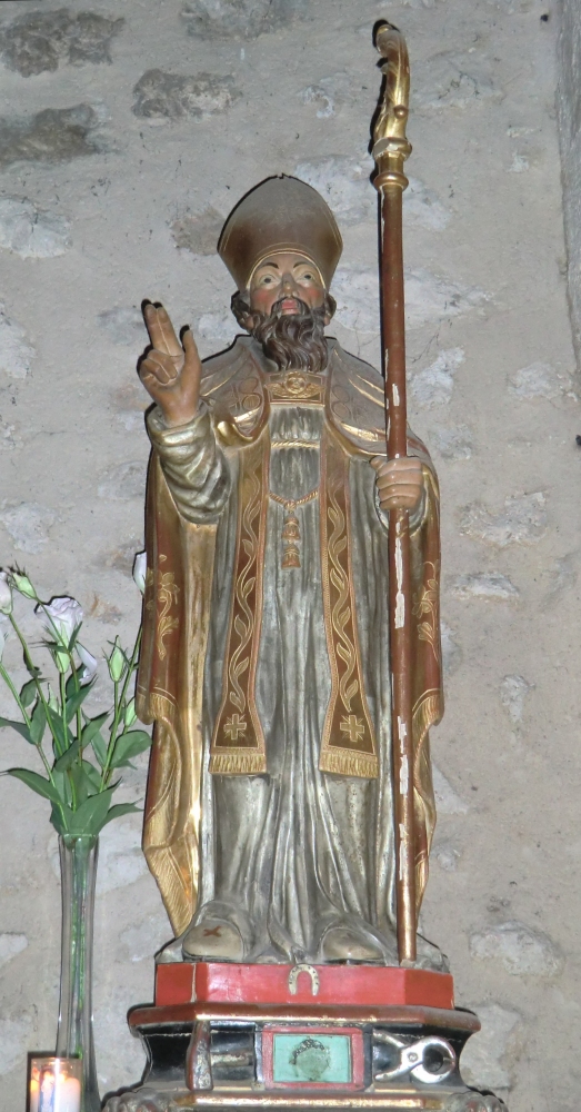 Statue mit Reliquie in der Kirche in Moustiers-Sainte-Marie bei Manosque