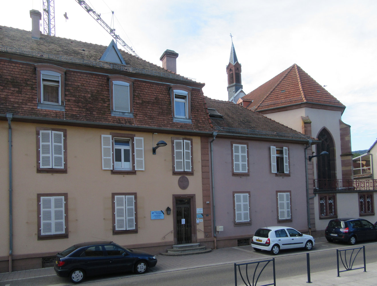 Gebäude der „Schwestern vom Allerheiligsten Heiland” in der nach Elisabeth benannten Straße in Niederbronn