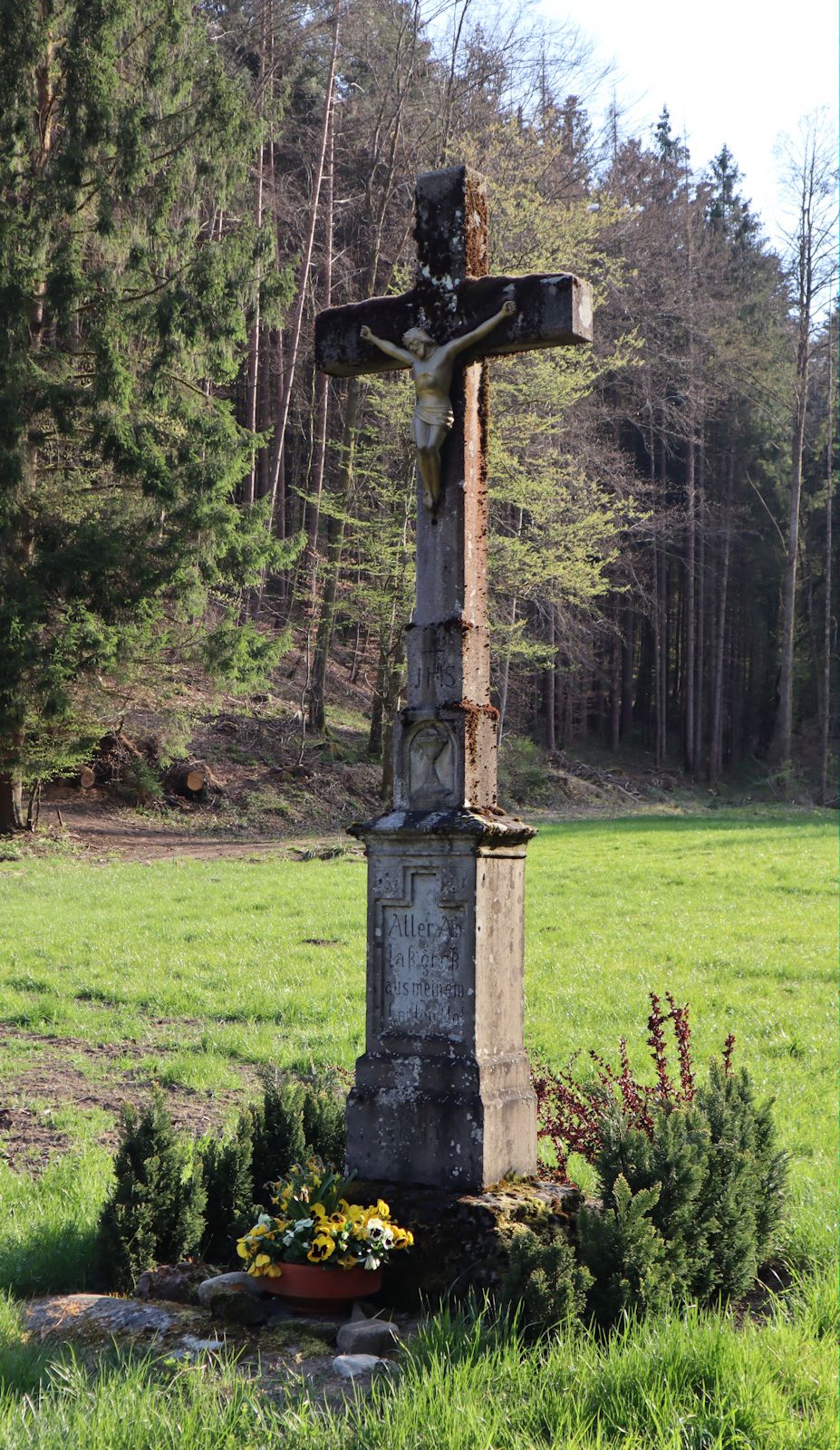 Gedenkkreuz, 1895, errichtet an der Stelle des Klosters Grünenberg