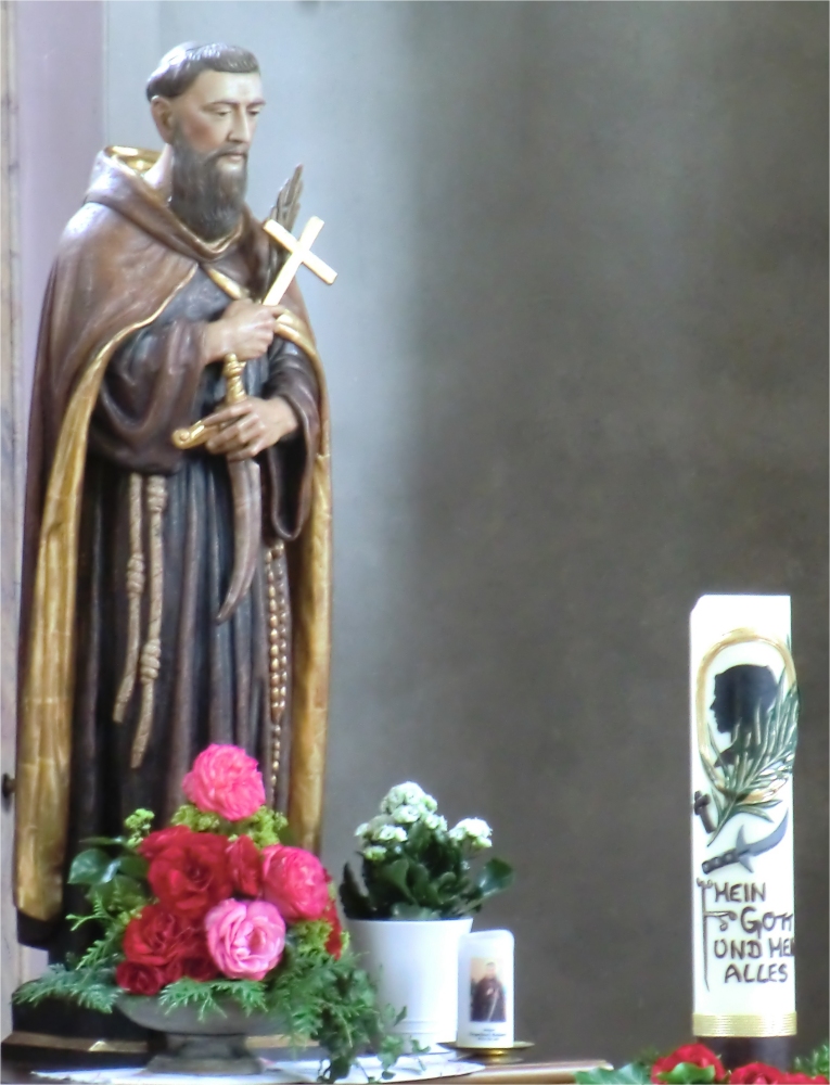 Statue in der Kapelle seines Geburtsortes Ramsau