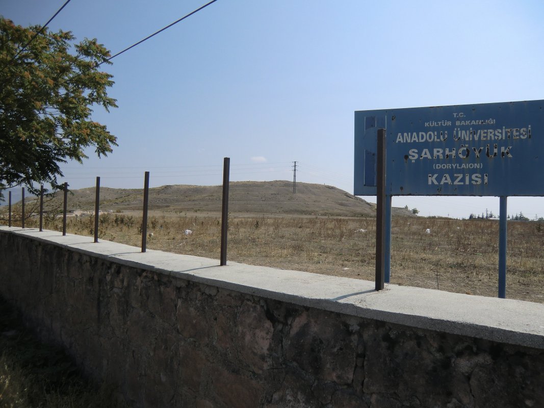 Der Hügel der Ruinen von Dorylaeum