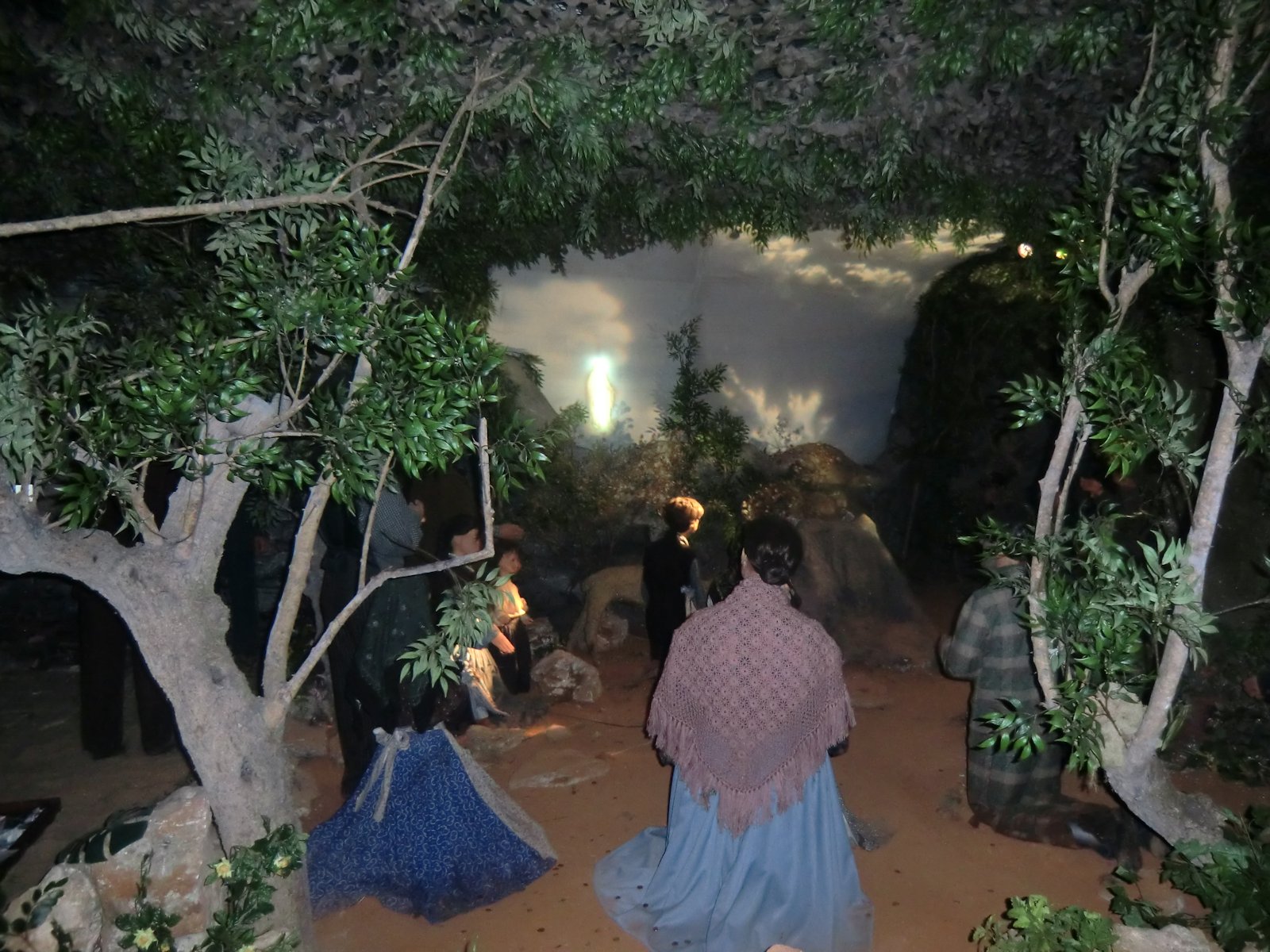Die sechste Marienerscheinung und das Sonnenwunder vor der Menschenmenge, Modelldarstellung im Museum in Fátima