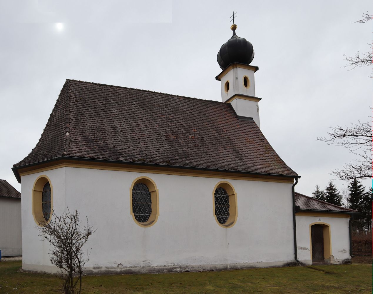Kirche, heute Kapelle in Langenisarhofen