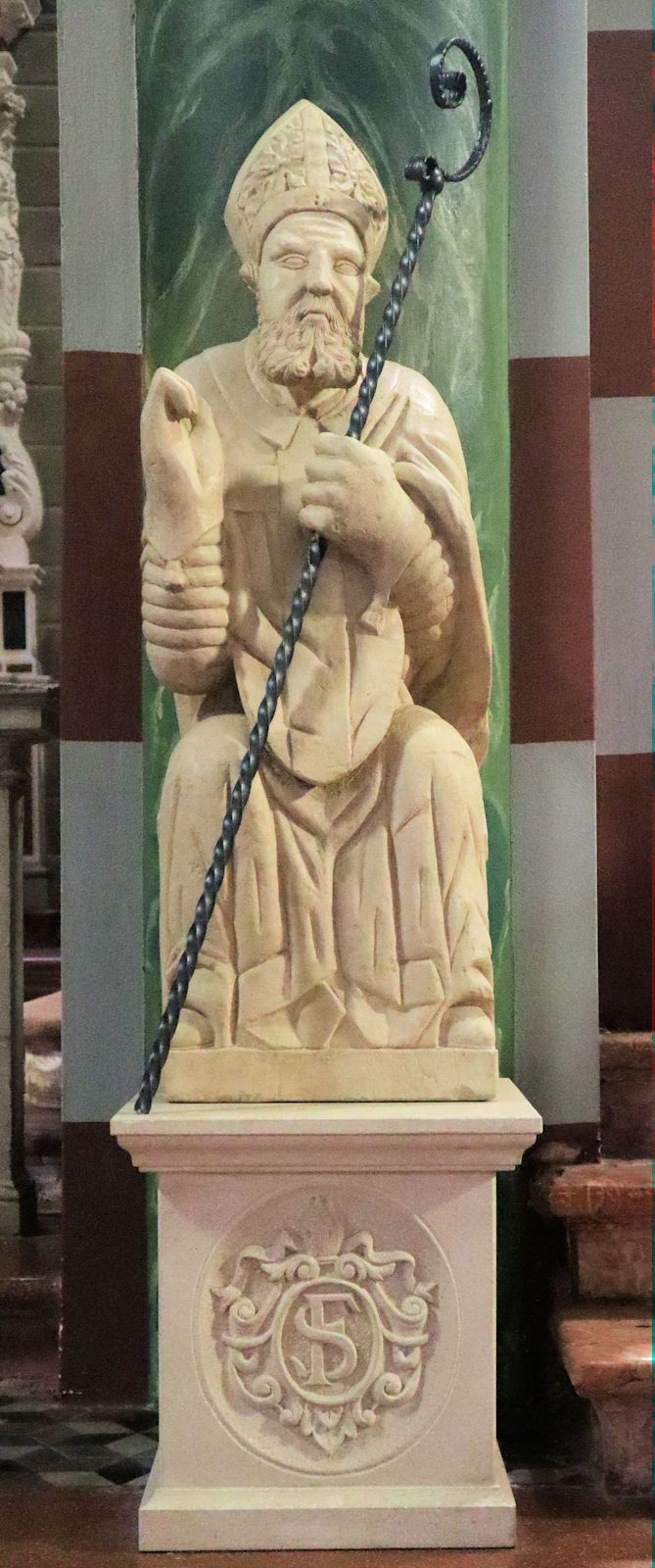 Statue in der Kirche in Megliadino San Fidenzio