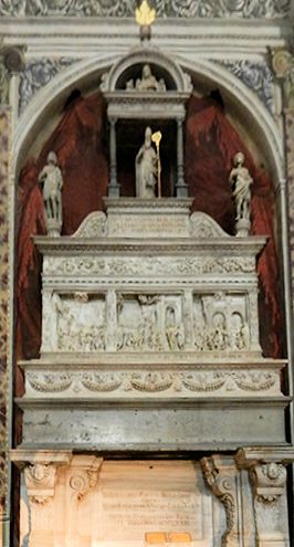 Sarkophag der Bischöfe == Apollonius und Philastrus, in der Kathedrale in Brescia
