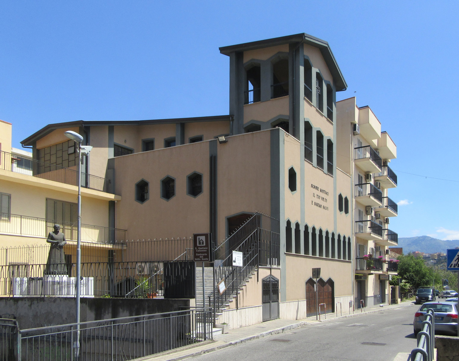 Santuario „Volto Santo” und San Gaetano Catanoso in Reggio di Calabria