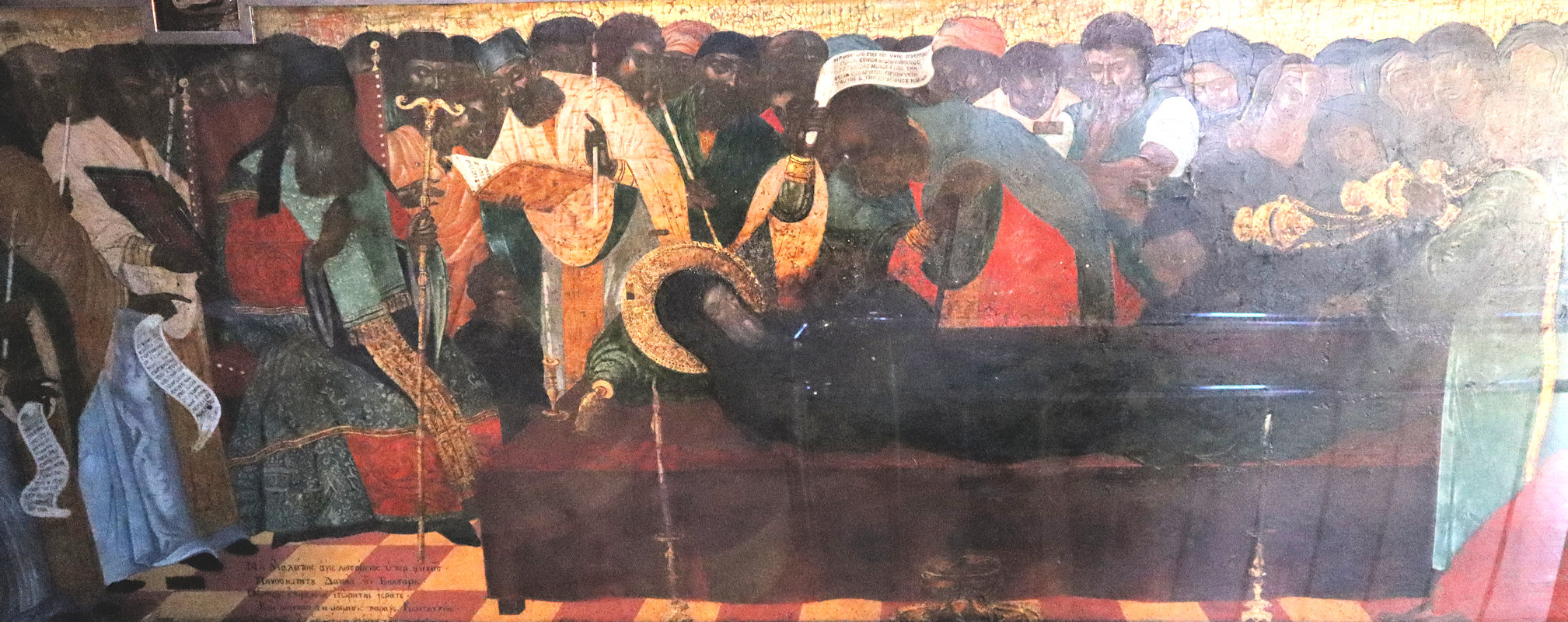 Bild auf Gerasimos' Silbersarg im Katholikon seines Klosters nahe Omala