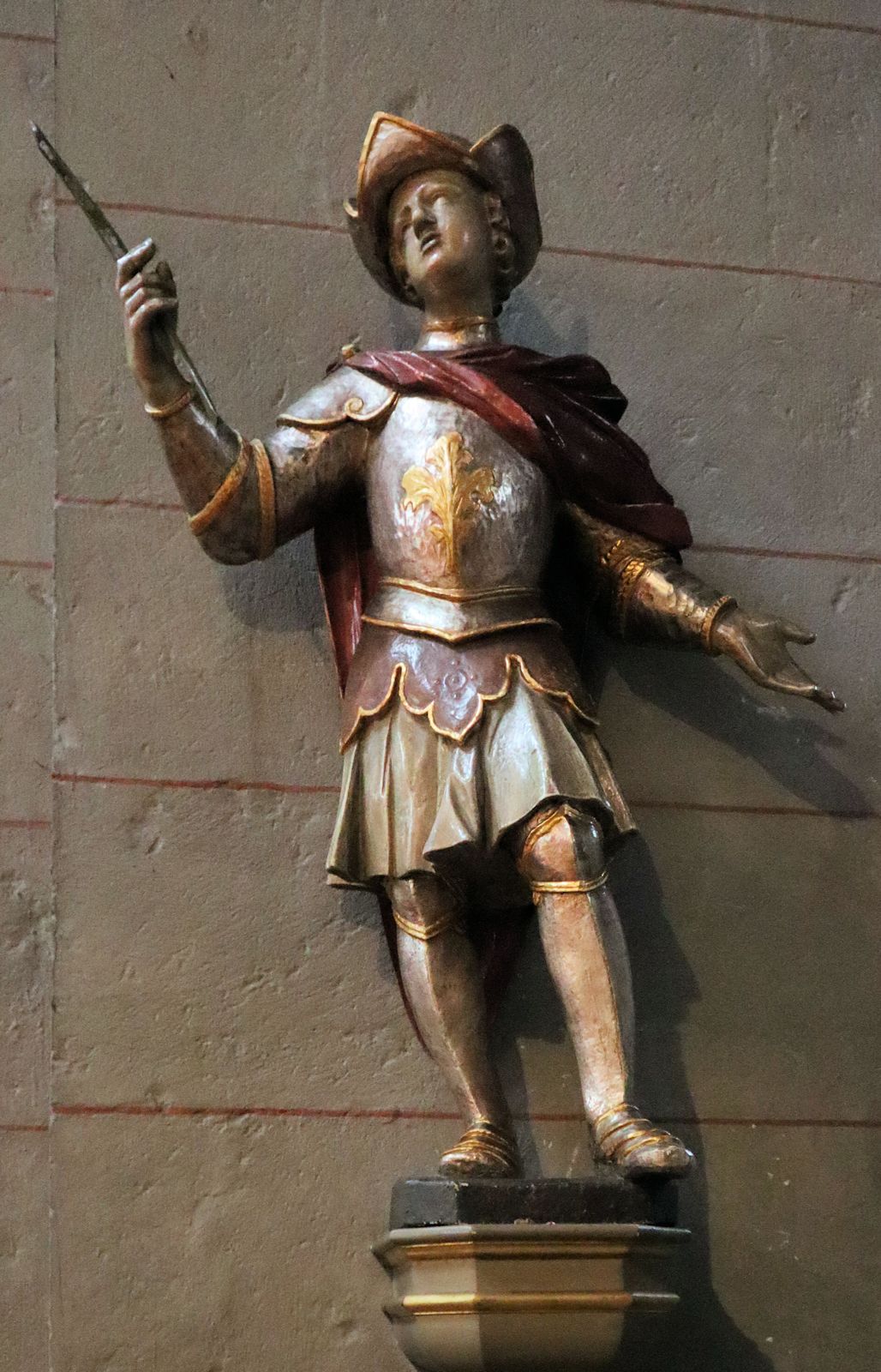 Statue in der Basilika St. Margareta in Gerresheim