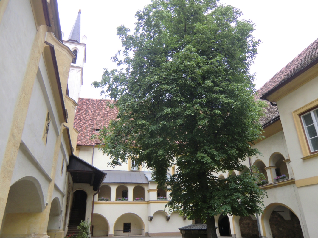 Abteihof des ehemaligen Klosters in Göss