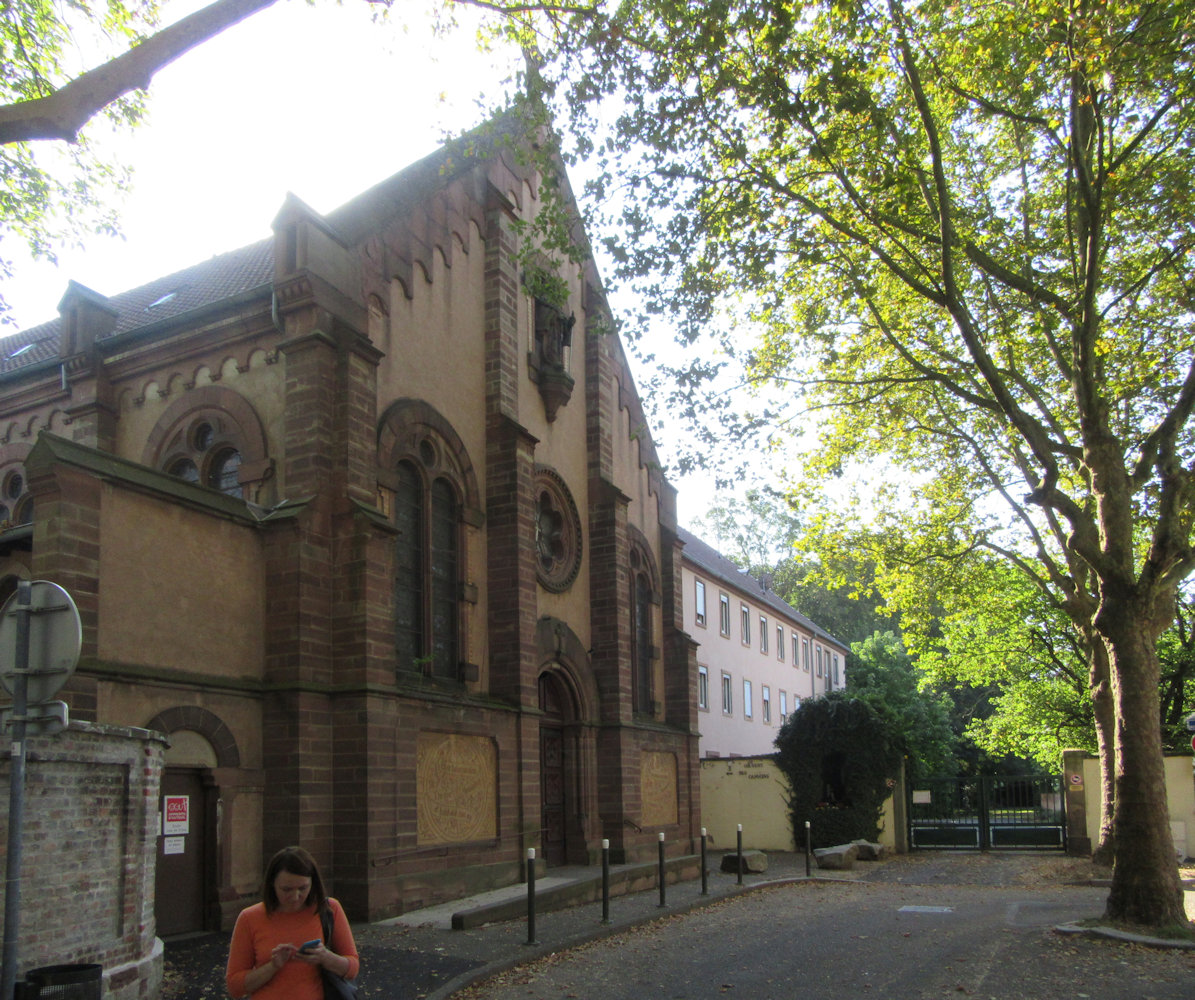 Kloster, ehemals der Kartäuser, heute von Kapuzinern bewohnt, in Straßburg