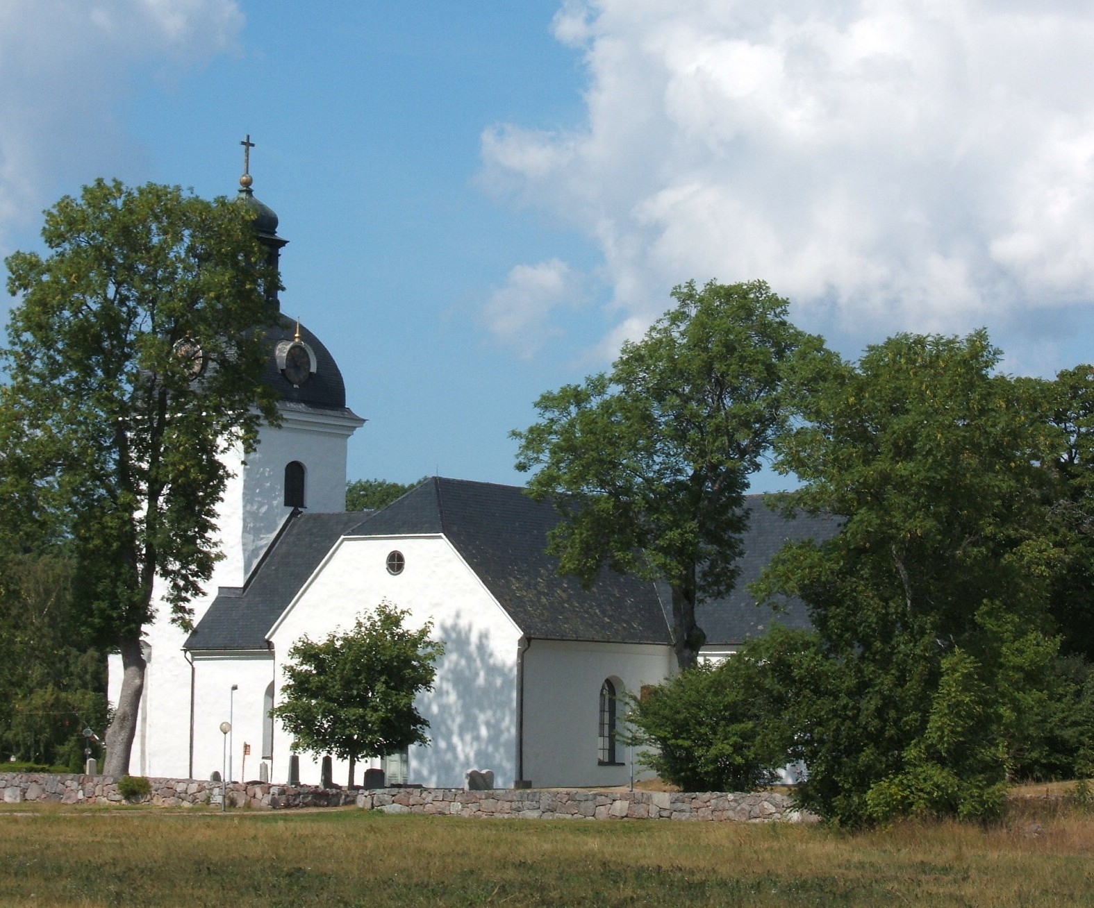 Kirche in Hemmings Geburtsort Bälinge