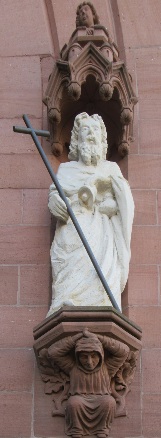 Statue, 2012, an der Kirche St. Joseph in St. Ingbert