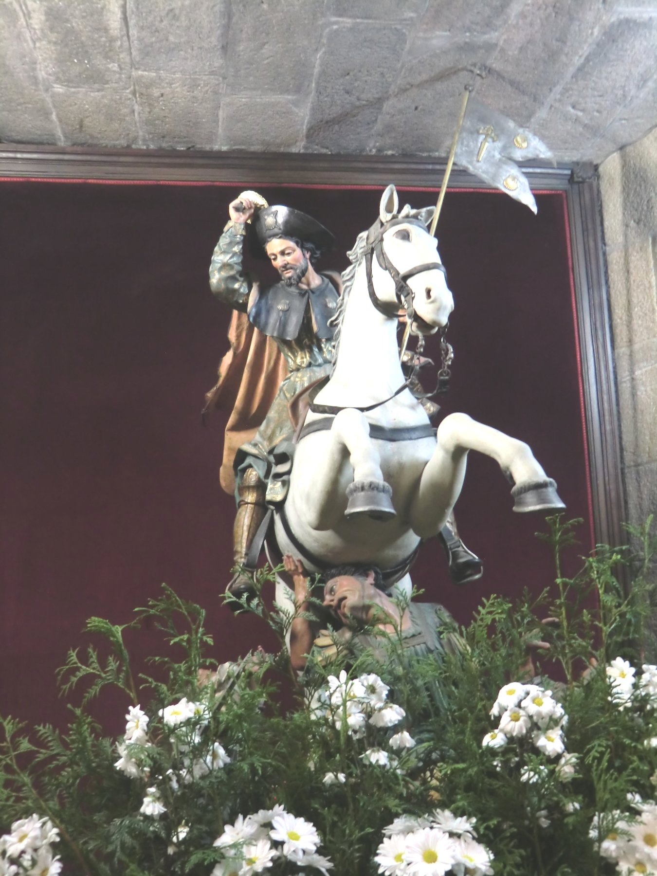 Jakobus als „Maurentöter”, Standbild in der Kathedrale in Santiago de Compostela