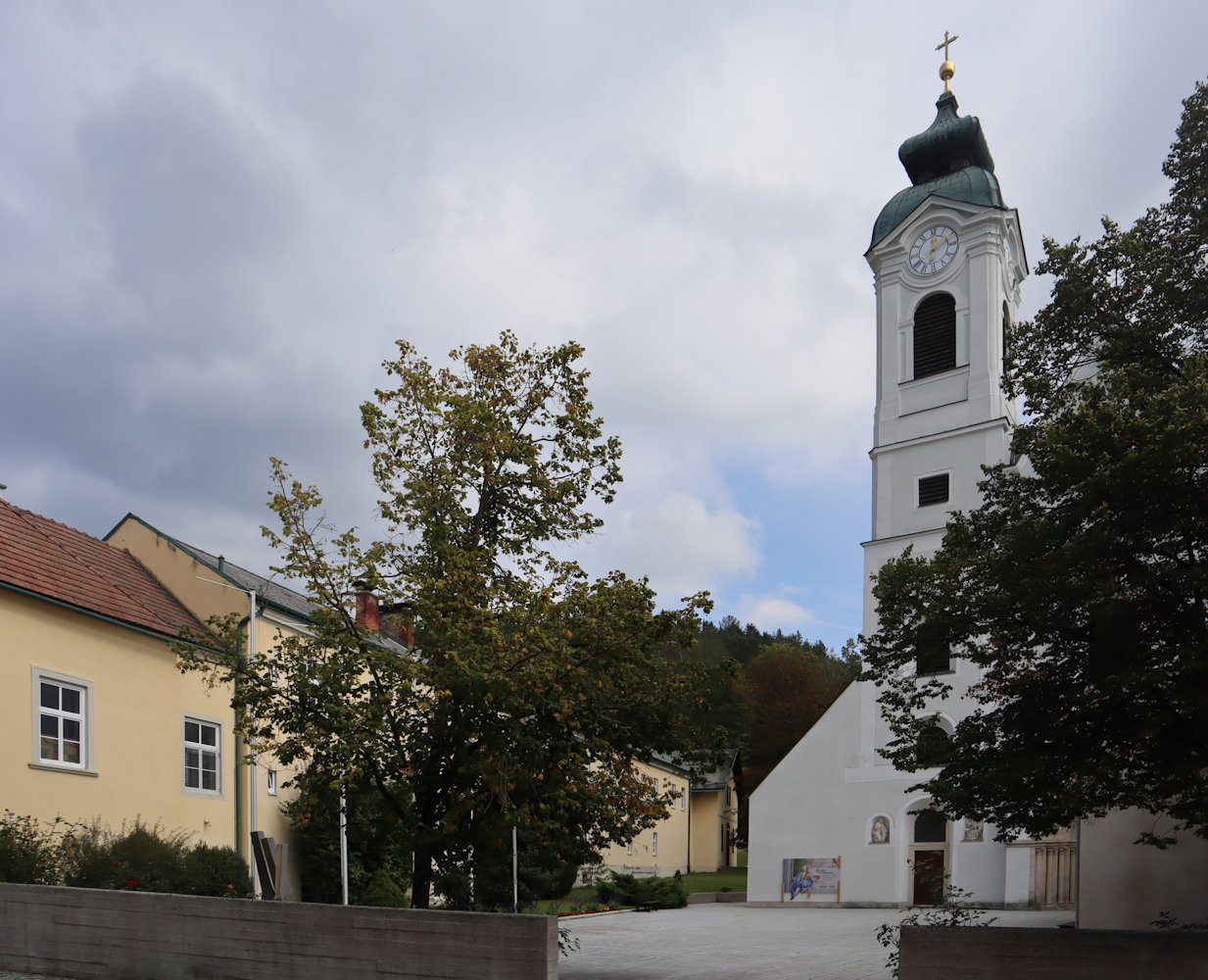 ehemaliges Kloster Klein-Mariazell im Wienerwald, 1782 aufgehoben, 2005 wieder begründet
