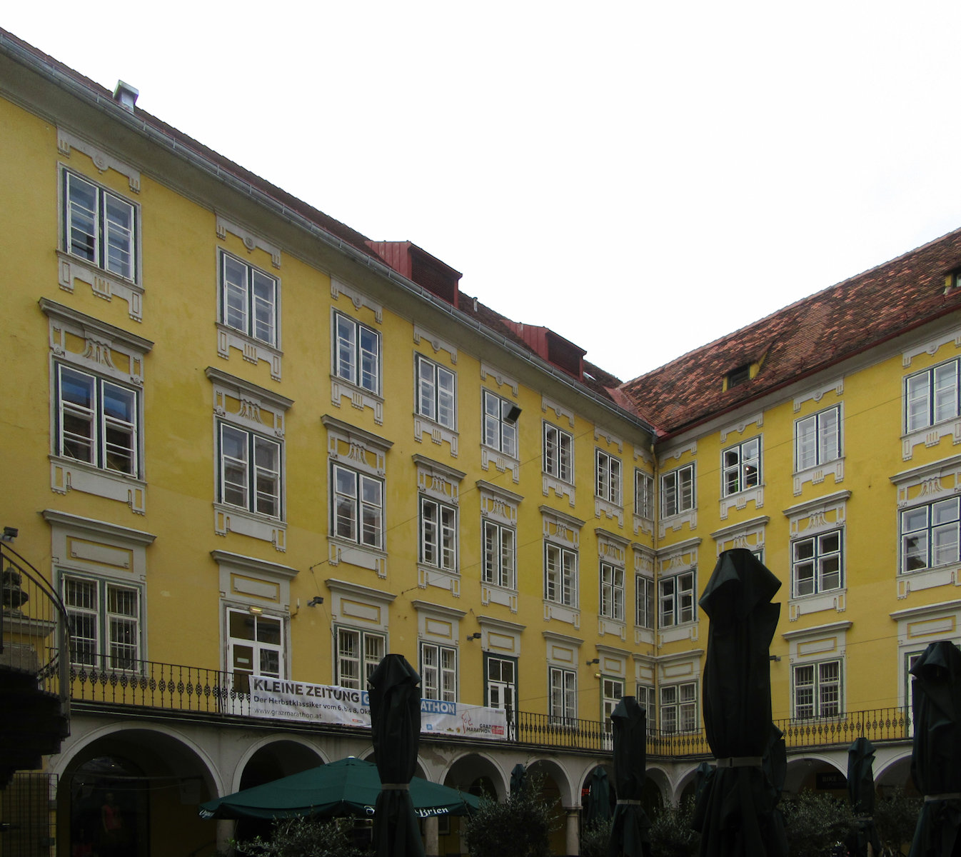 „Paradeishof” in Graz, damals Sitz des protestantischen Gymnasiums; heute erinnert dort eine Gedenktafel an Kepler