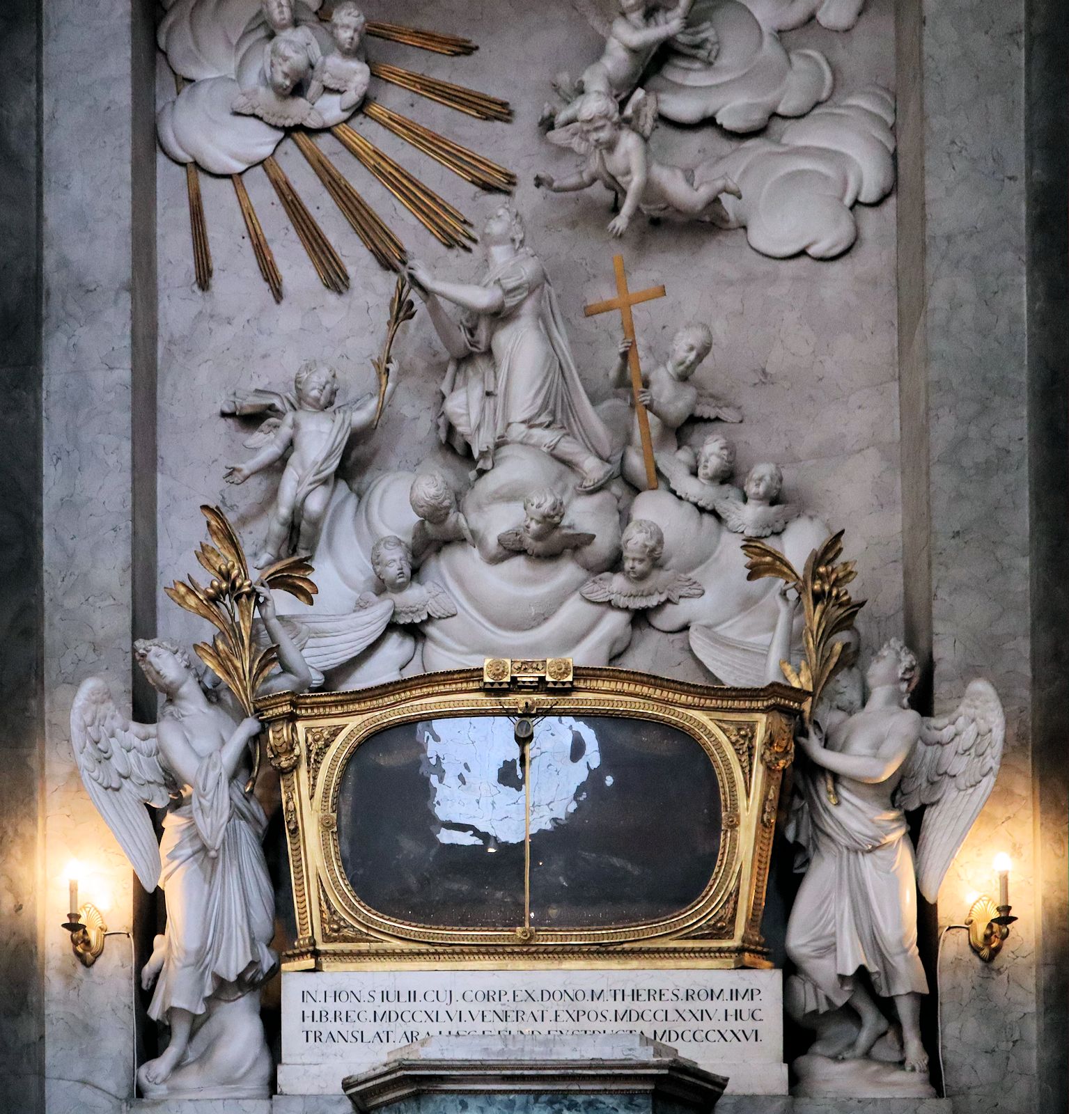 Julius' Reliquien in der Michaelerkirche in Wien