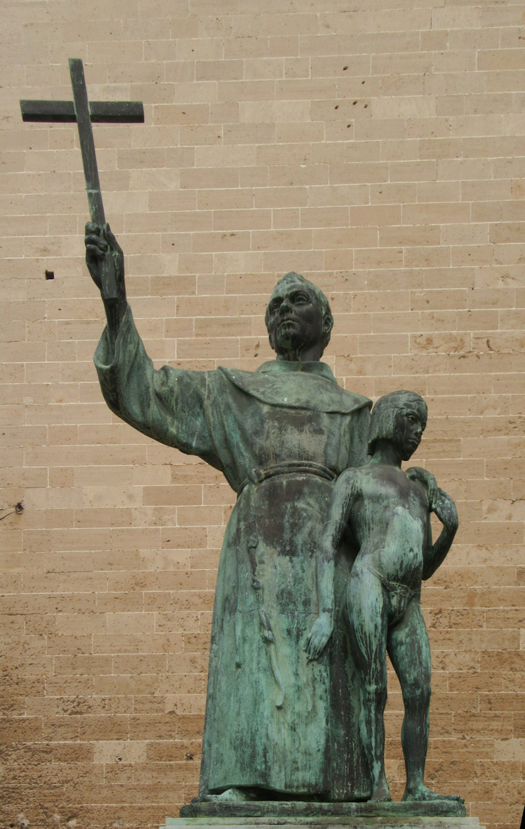 Horacio de Eguia Quintana: Statue, 1765, vor der Franziskanerkirche in Palma di Mallorca