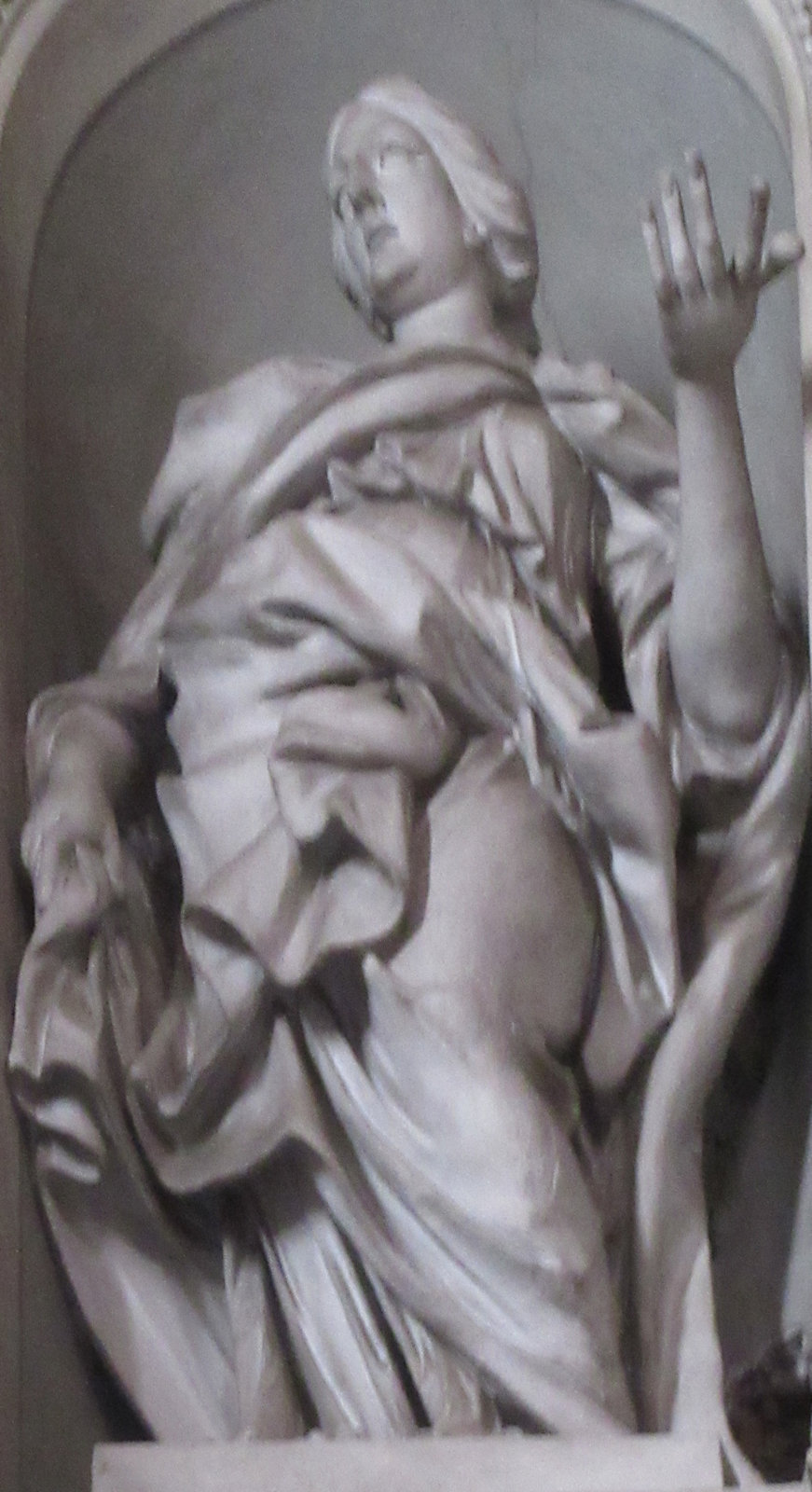 Statue in der Kirche Santi Silvestro e Martino ai Monti in Rom