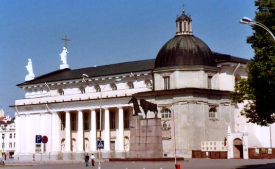 Kathedrale in Vilnius mit der Kaisimir-Kapelle