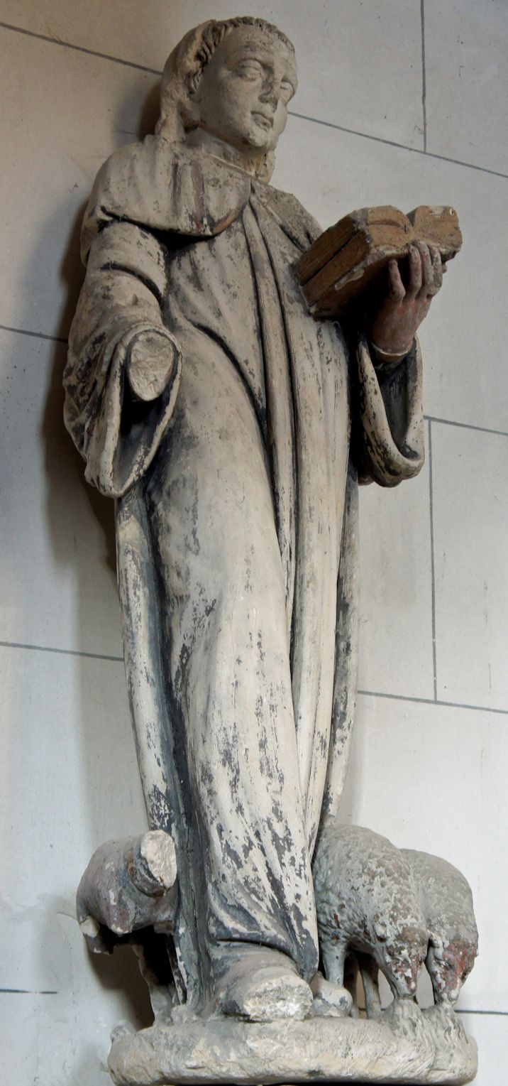Statue in der Kirche in Ville-Dommange bei Reims