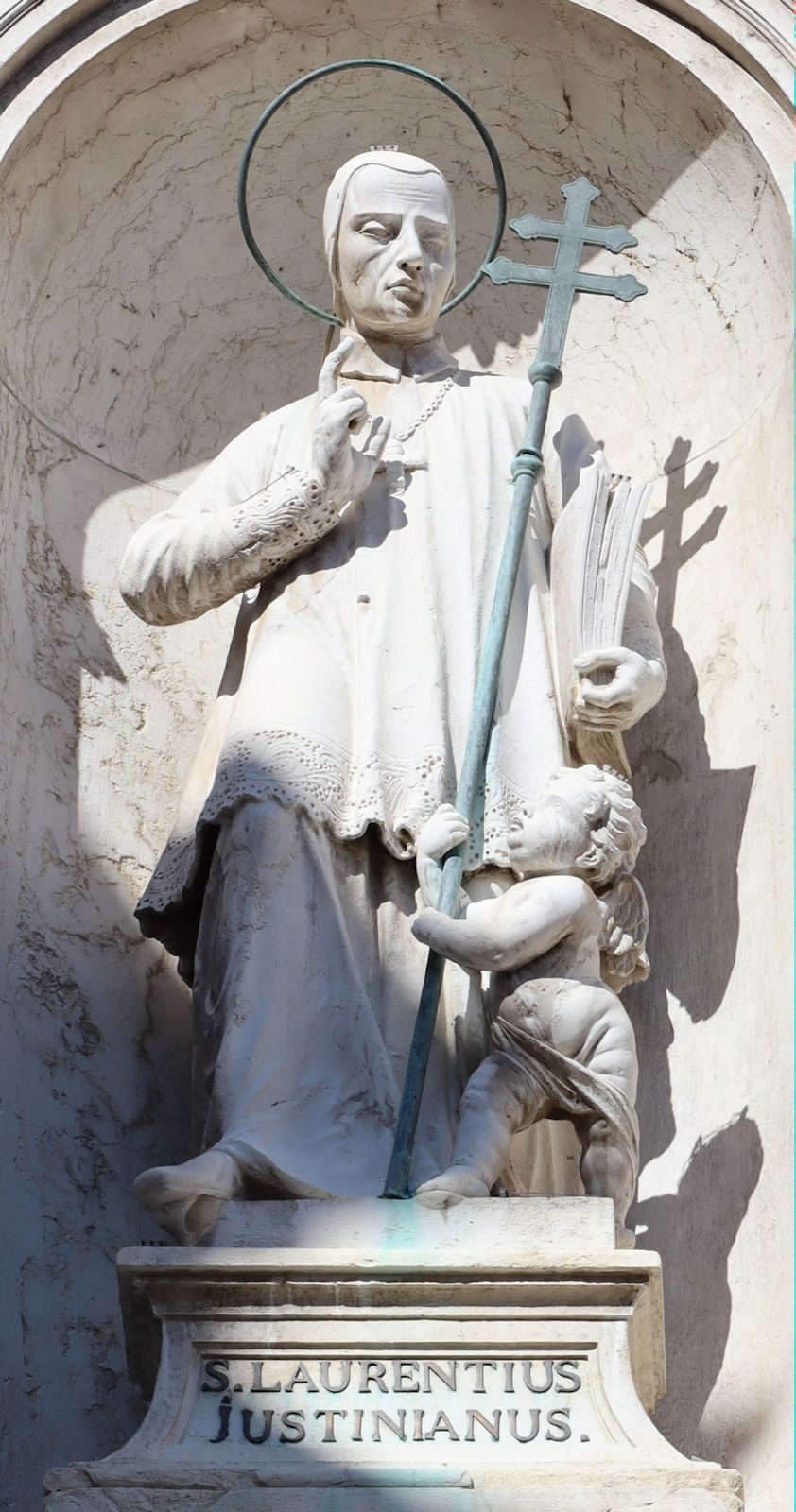 Giovanni Marchiori: Marmorstatue, 18. Jahrhundert, an der Kirche San Rocco in Venedig