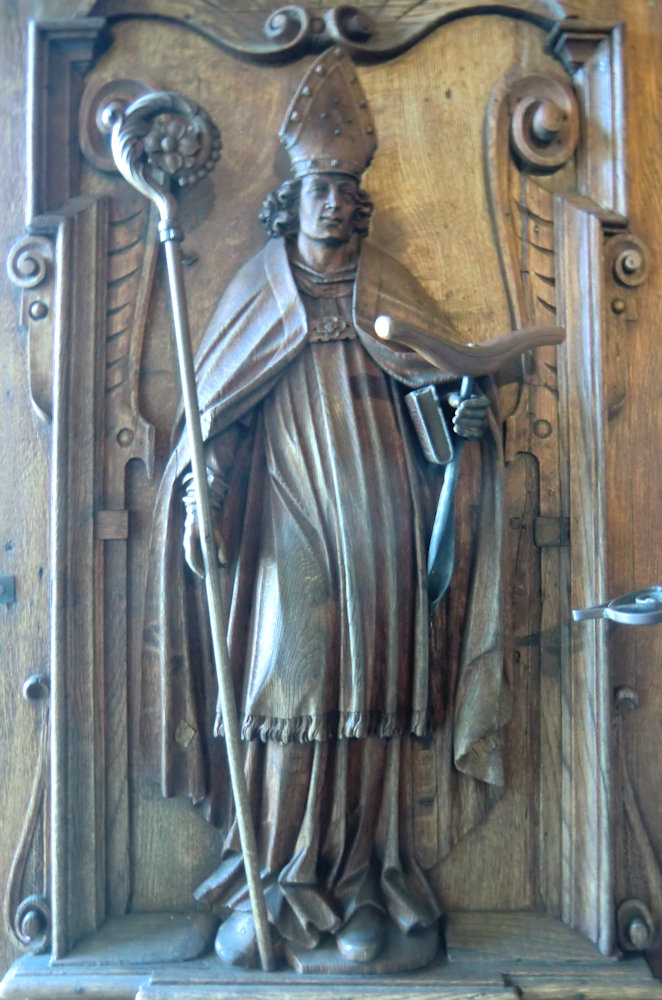 Relief, um 1645, am Portal der Kirche St. Leodegar im Hof in Luzern