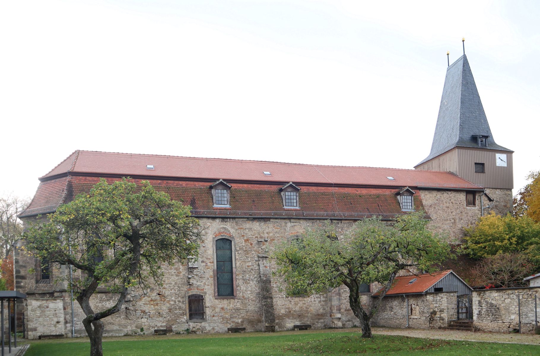 Kirche St. Peter und Paul des ehemaligen Zisterzienserinnen klosters in Oberweimar