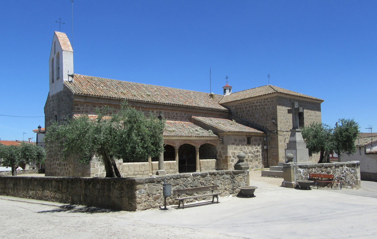 Kirche im Dorf Herreruela de Oropesa
