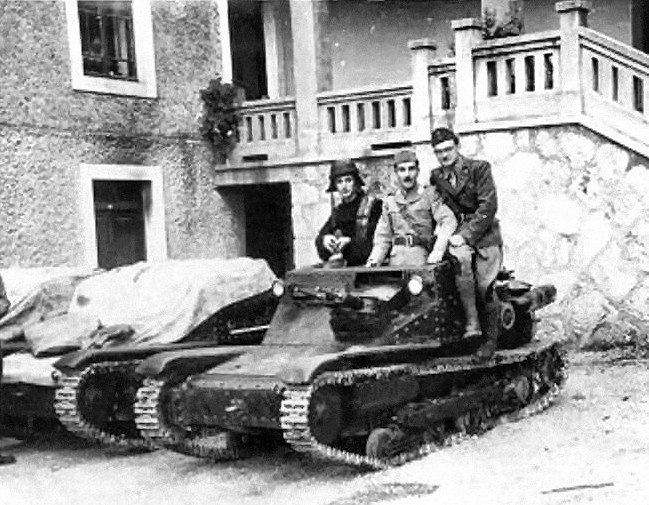 kleines Panzerfahrzeug der Ustascha in Široki Brijeg